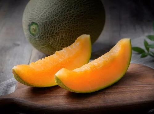 有瓜纹的哈密瓜怎么吃,哈密瓜瓜纹之美与食法揭秘