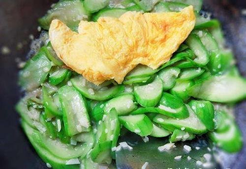 该吃瓜的人照样吃瓜,娱乐至上时代众生相